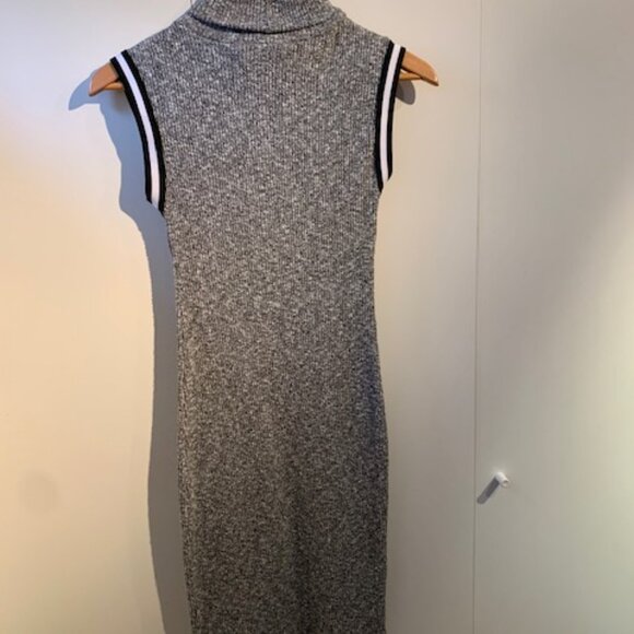 Bodycon Knit dress - Picture 3 of 3